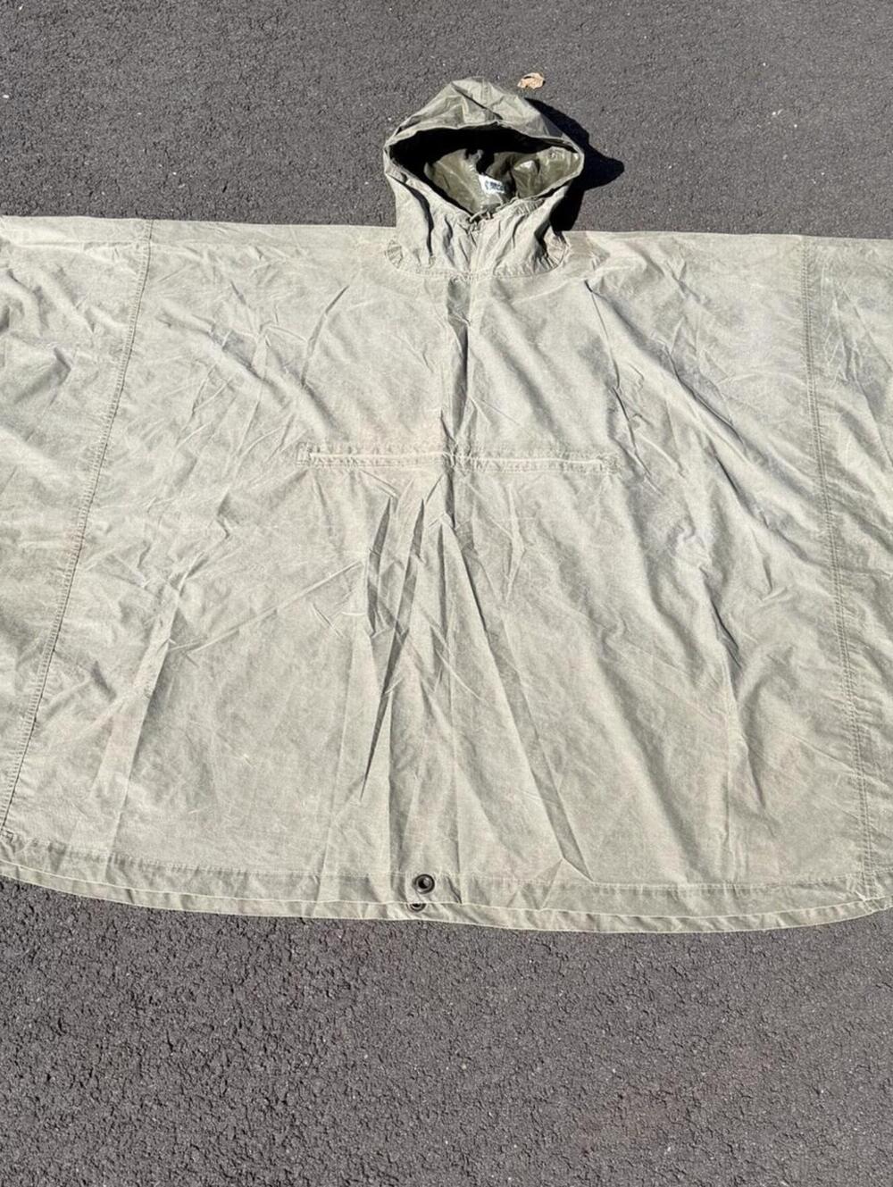 Vintage OD Green Hooded Military Poncho Jacket 1951 Korean War Used